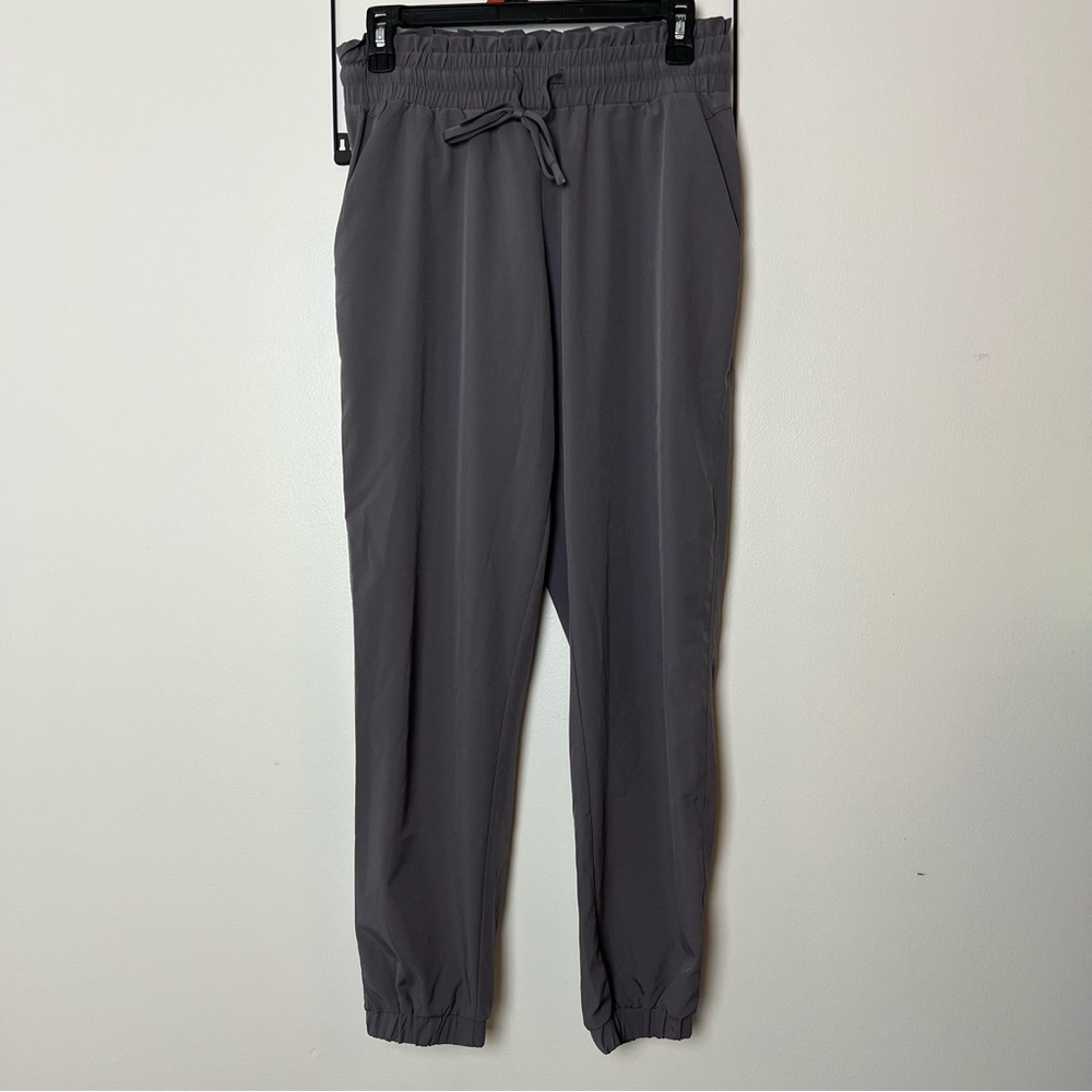 Mono B Slate Gray Dressy Athletic Joggers Lightweight Woman’s Medium